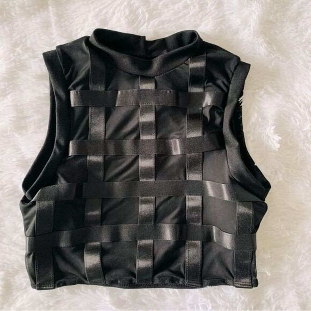 Black Sleeveless Women's Top